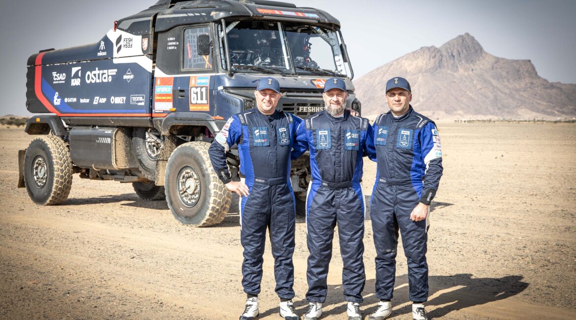 Ostravský tým FESH FESH na Rallye DAKAR na 9 místě. Kaskadér Peschel předvedl s motorkou skvělý debut!